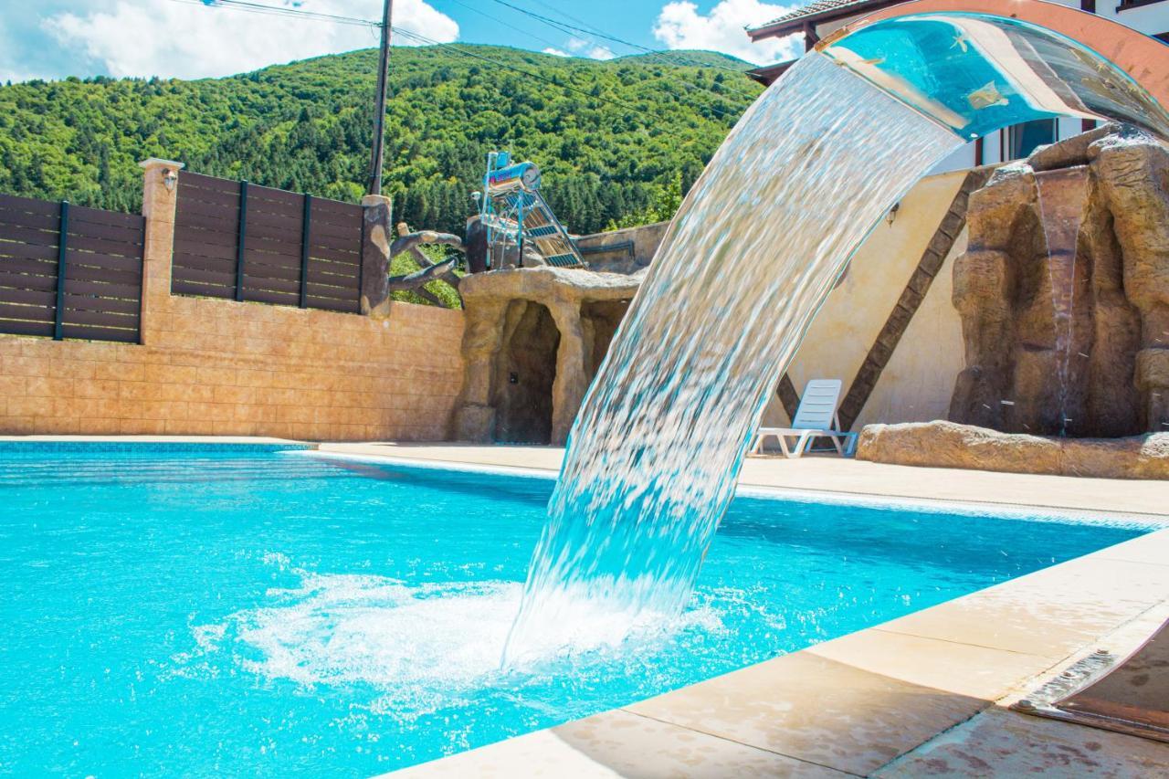 Guesthouse The Rock Сапарева-Баня Экстерьер фото