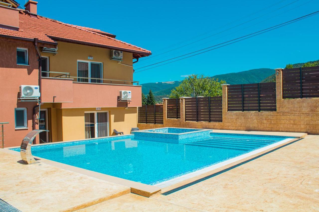 Guesthouse The Rock Сапарева-Баня Экстерьер фото